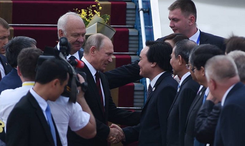 Tổng thống Nga Putin đã đến Đà Nẵng dự Tuần lễ Cấp cao APEC - Ảnh 2