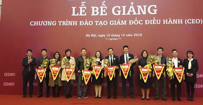 250 giám đốc doanh nghiệp nhận chứng chỉ CEO - Ảnh 2