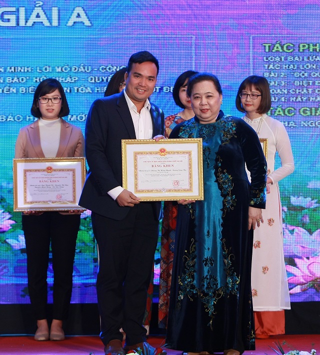 Báo Kinh tế & Đô thị đạt giải A giải báo chí về phát triển văn hóa và xây dựng người Hà Nội thanh lịch, văn minh - Ảnh 2