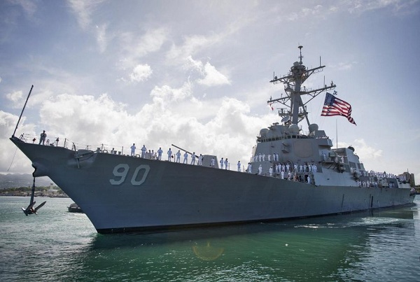 Việt Nam trả lời việc Mỹ điều tàu khu trục tuần tra ở Biển Đông - Ảnh 1