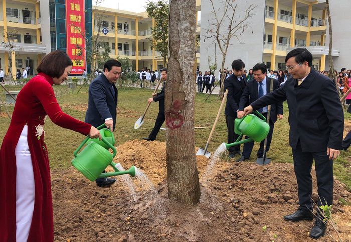 Ngành GD&ĐT Hà Nội phát động Tết trồng cây - Ảnh 2