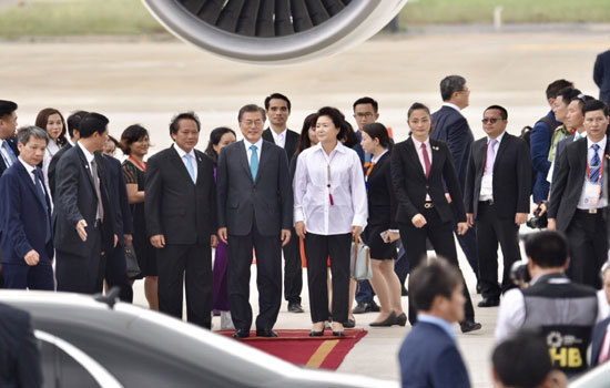 Việt Nam là điểm đến an toàn và thân thiện với các nguyên thủ quốc tế - Ảnh 1