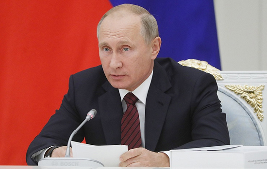 Tổng thống Putin yêu cầu gửi 5 triệu USD giúp Việt Nam khắc phục bão Damrey - Ảnh 1