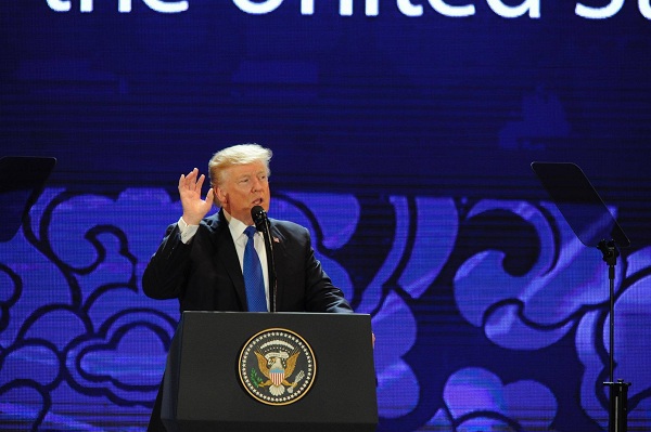 Thế giới tuần qua: Tổng thống Trump công du châu Á, tham dự APEC tại Việt Nam - Ảnh 2