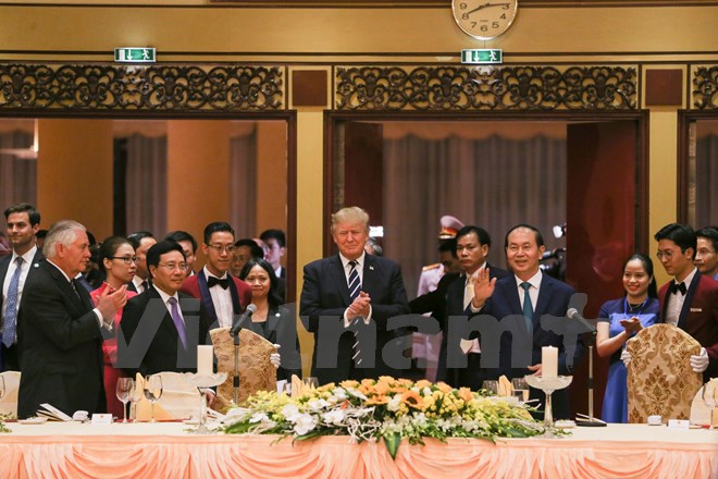 Tổng thống Hoa Kỳ Donald Trump: Việt Nam là điều kỳ diệu trên thế giới - Ảnh 4