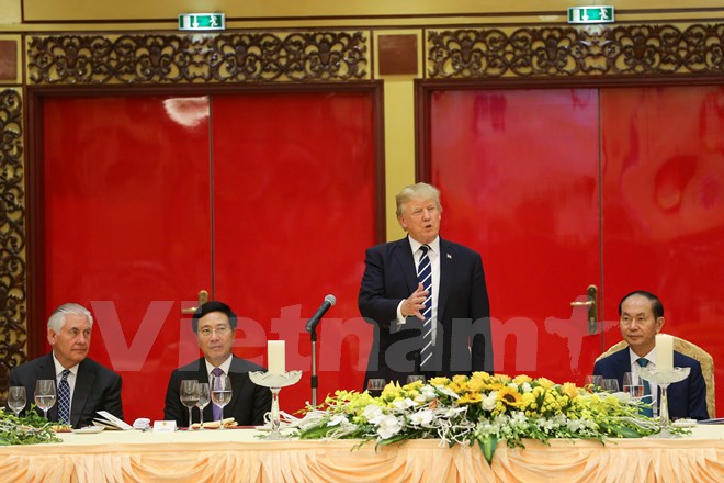 Tổng thống Hoa Kỳ Donald Trump: Việt Nam là điều kỳ diệu trên thế giới - Ảnh 8