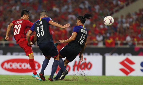 Thắng Philippines 2-1 ở Mỹ Đình: Tuyển Việt Nam thẳng tiến vào chung kết - Ảnh 6
