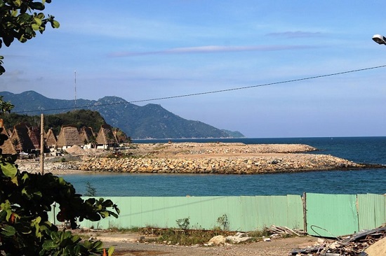 Giao tỉnh Khánh Hòa kiểm tra phản ánh về hoạt động lấn biển - Ảnh 1