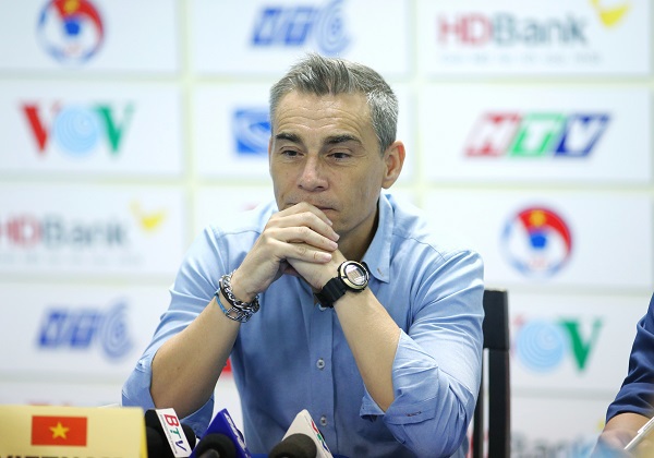 HLV tuyển Futsal Việt Nam Miguel Rodrigo: Các cầu thủ đã bị áp lực tâm lý - Ảnh 1