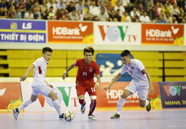 Tuyển Futsal Việt Nam thắng lợi tuyệt đối trước đối thủ cạnh tranh trực tiếp Myanmar - Ảnh 2