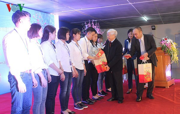 Tổng Bí thư tham dự lễ phát động Tết trồng cây tại tỉnh Hưng Yên - Ảnh 3