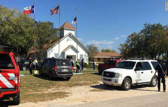 Mỹ: Xả súng kinh hoàng làm 26 người thiệt mạng tại một nhà thờ ở bang Texas - Ảnh 2