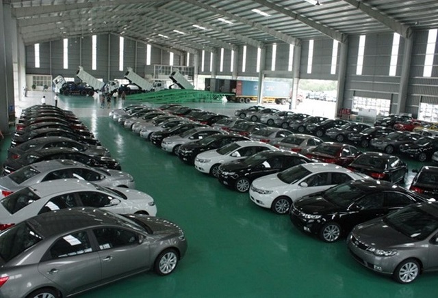 Thị trường ô tô trong nước sụt giảm quá nửa, THACO tiếp tục dẫn đầu thị phần bán xe - Ảnh 1