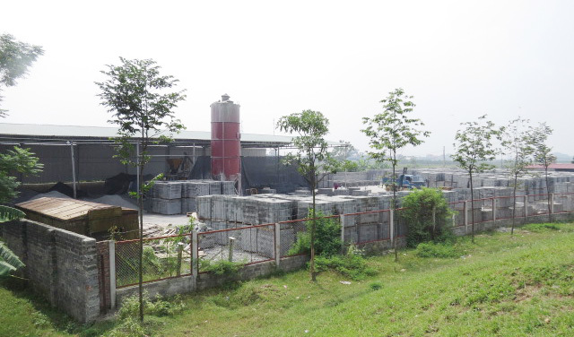 Tại xã Liên Hiệp, huyện Phúc Thọ: Xưởng sản xuất gạch hoạt động trái phép - Ảnh 1