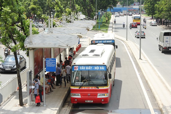 Hệ thống điểm dừng, nhà chờ xe buýt của Hà Nội: Quy hoạch chi tiết để khai thác, quản lý - Ảnh 1