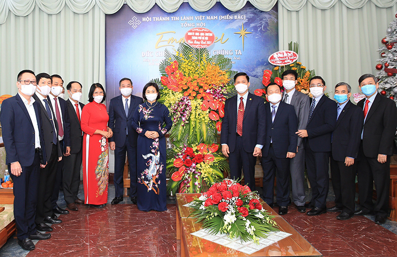 Lãnh đạo thành phố chúc mừng Tổng hội Thánh Tin lành Việt Nam miền Bắc - Ảnh 1
