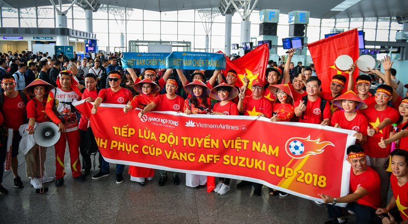 Cùng HanoiRedtours cổ vũ đội tuyển Việt Nam trận chung kết lượt đi Giải AFF Suzuki Cup - Ảnh 1