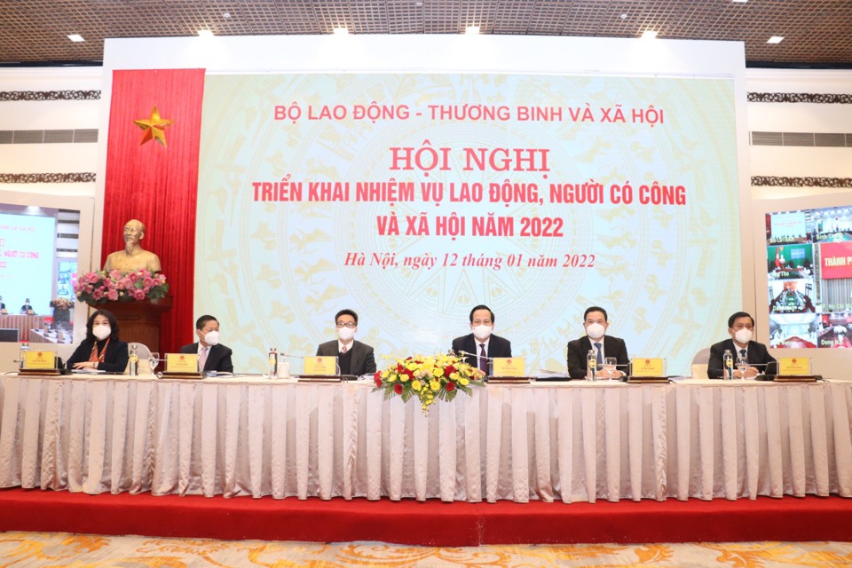 Ph&oacute; Thủ tướng Vũ Đức Đam ghi nhận ng&agrave;nh LĐTB&amp;XH c&oacute; nhiều đổi mới trong năm 2021.