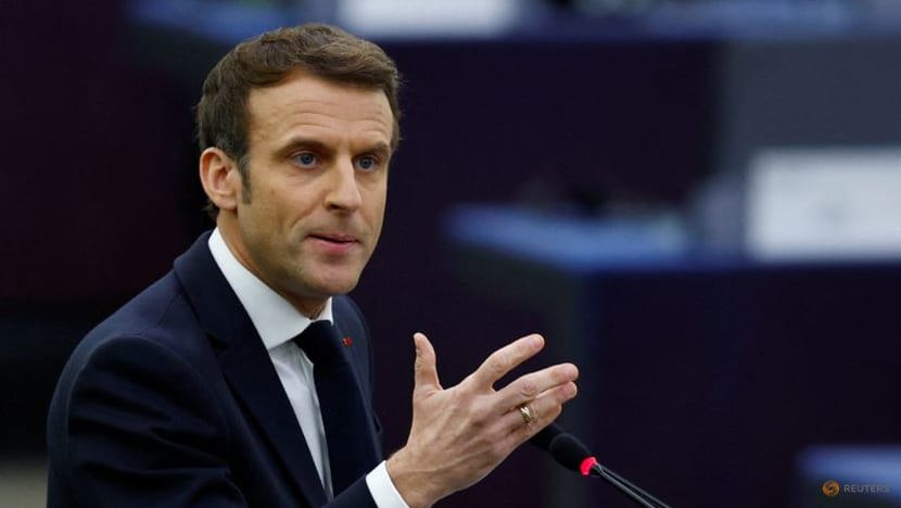 Tổng thống Ph&aacute;p Emmanuel Macron ph&aacute;t biểu tại phi&ecirc;n họp tại Nghị viện ch&acirc;u &Acirc;u h&ocirc;m 19/1. Ảnh: Reuters