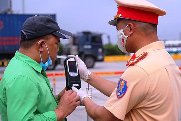 Đâu là giải pháp trọng tâm kéo giảm tai nạn giao thông? - Ảnh 3