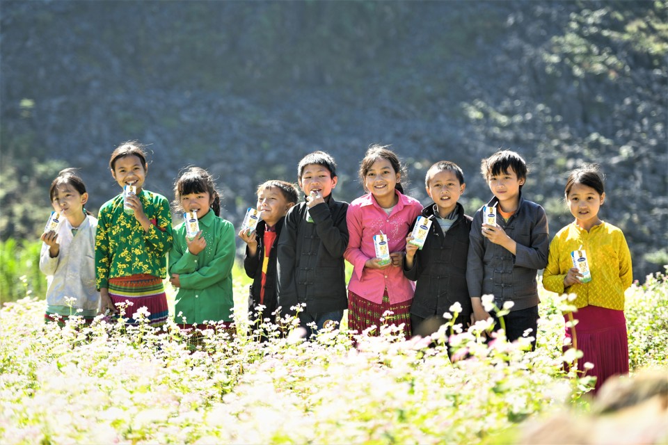Vinamilk: 45 năm bền bỉ vì một thế hệ trẻ em Việt Nam khỏe mạnh - Ảnh 1