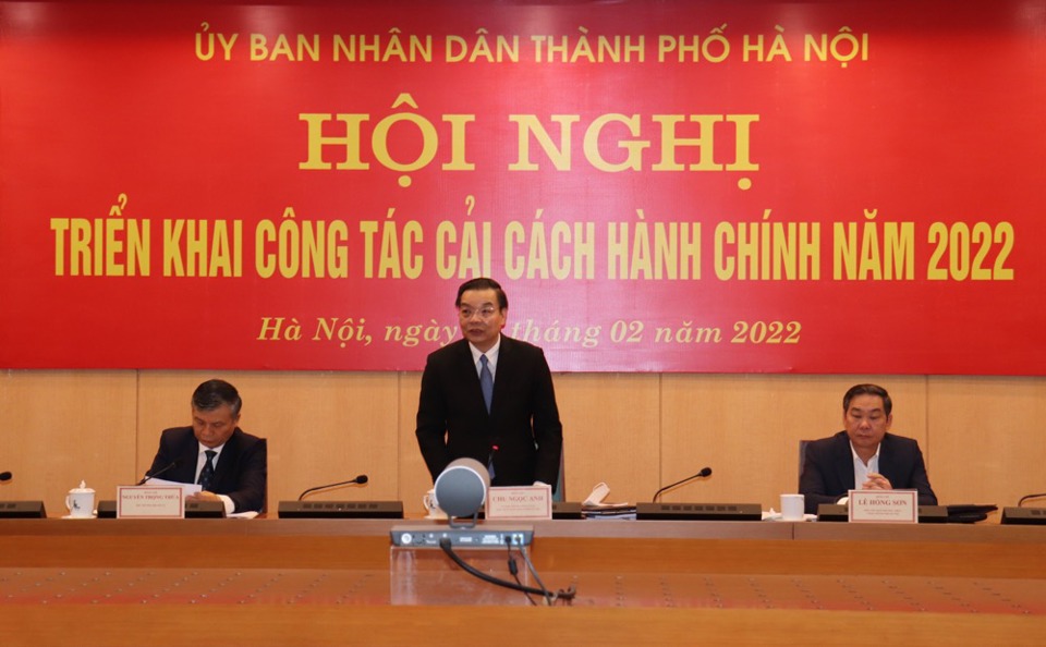 Chủ tịch UBND TP H&agrave; Nội Chu Ngọc Anh ph&aacute;t biểu kết luận hội nghị.