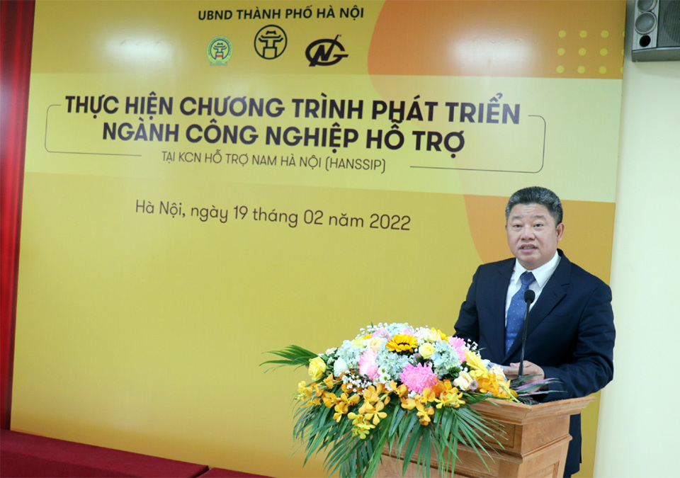Ph&oacute; Chủ tịch UBND TP H&agrave; Nội Nguyễn Mạnh Quyền ph&aacute;t biểu tại sự kiện. Ảnh: Khắc Ki&ecirc;n
