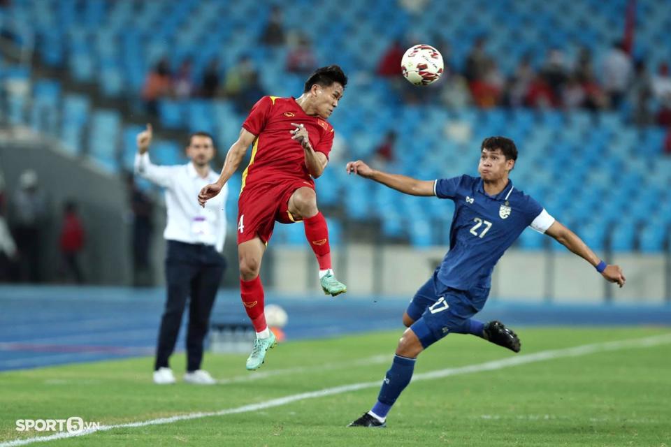 U23 Việt Nam nhập cuộc tự tin chiến thắng trước U23 Th&aacute;i Lan. Ảnh: Sport5.