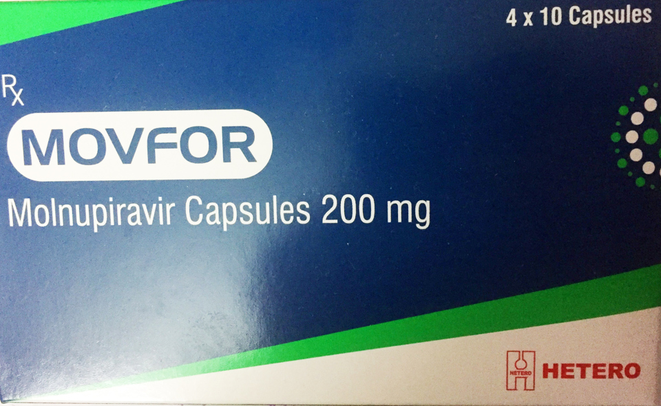 H&agrave; Nội ph&acirc;n bổ khẩn hơn 400.000 vi&ecirc;n thuốc Molnupiravir điều trị Covid-19. Ảnh: Hoa Ng&acirc;n