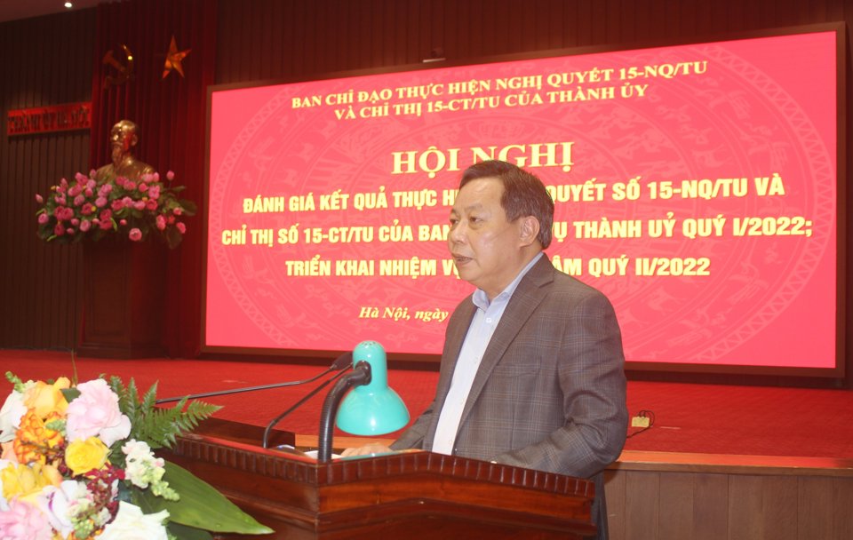 Ph&oacute; B&iacute; thư Th&agrave;nh ủy H&agrave; Nội Nguyễn Văn Phong ph&aacute;t biểu tại Hội nghị.