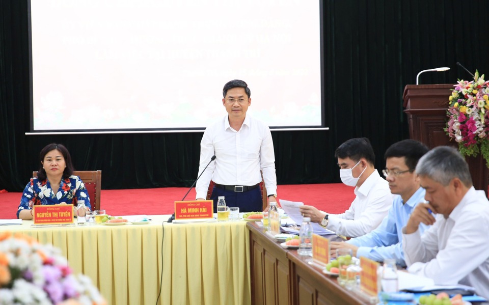 Ph&oacute; Chủ tịch UBND TP H&agrave; Nội H&agrave; Minh Hải ph&aacute;t biểu tại cuộc l&agrave;m việc