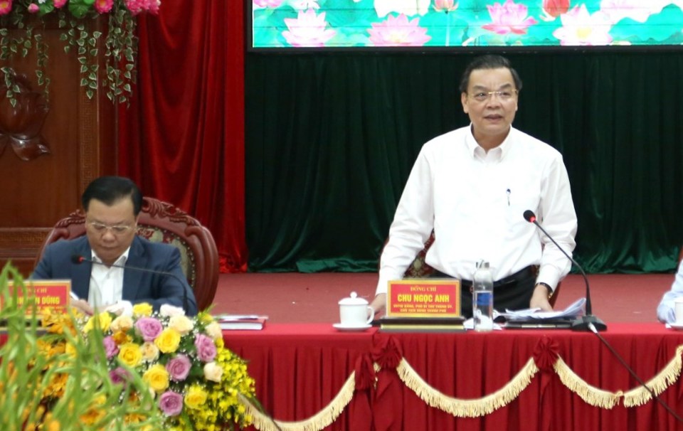 Chủ tịch UBND TP Chu Ngọc Anh ph&aacute;t biểu tại cuộc l&agrave;m việc