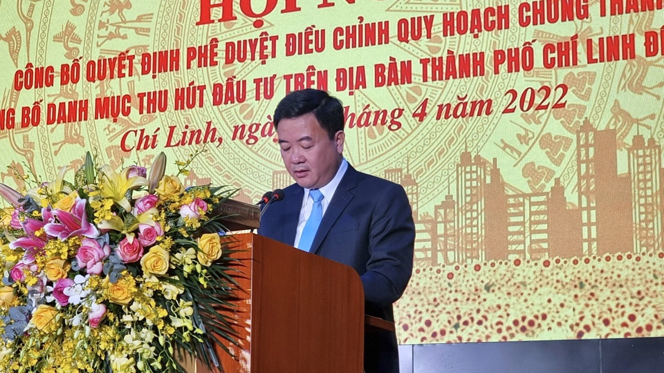&Ocirc;ng Nguyễn Văn Ki&ecirc;n &ndash; Chủ tịch UBND TP Ch&iacute; Linh ph&aacute;t biểu tại lễ c&ocirc;ng bố. Ảnh Hải Yến