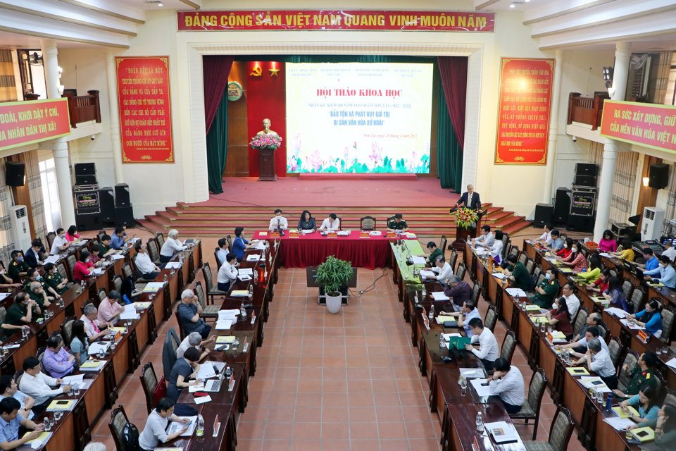 Quang cảnh buổi hội thảo.