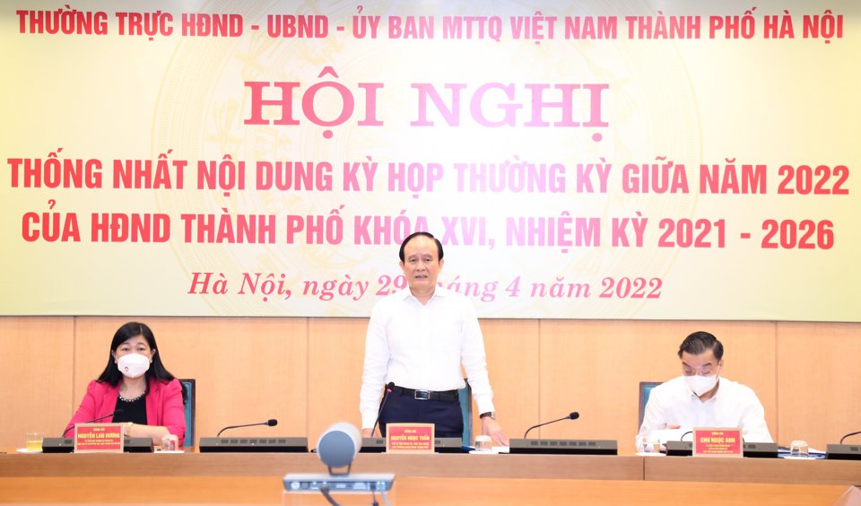 Chủ tịch HĐND TP H&agrave; Nội Nguyễn Ngọc Tuấn kết luận Hội nghị