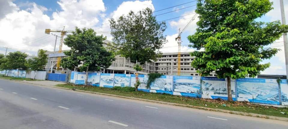 Bệnh viện Ung bướu TP Cần Thơ x&acirc;y dựng tại đường Nguyễn Văn Cừ, phường An B&igrave;nh, quận Ninh Kiều, TP Cần Thơ.
