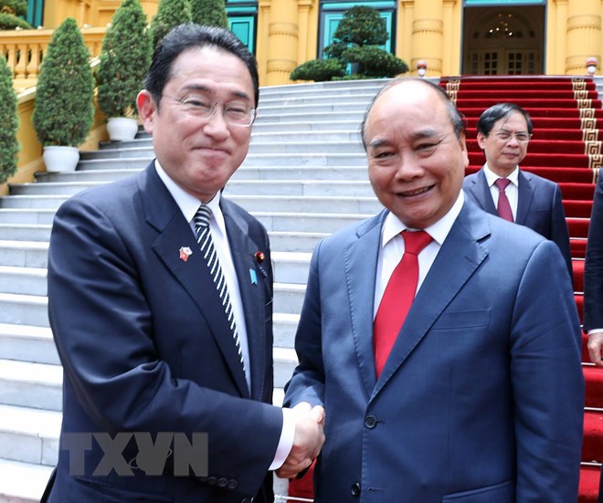 Chủ tịch nước Nguyễn Xu&acirc;n Ph&uacute;c tiếp Thủ tướng Nhật Bản Kishida Fumio. Ảnh: TTXVN