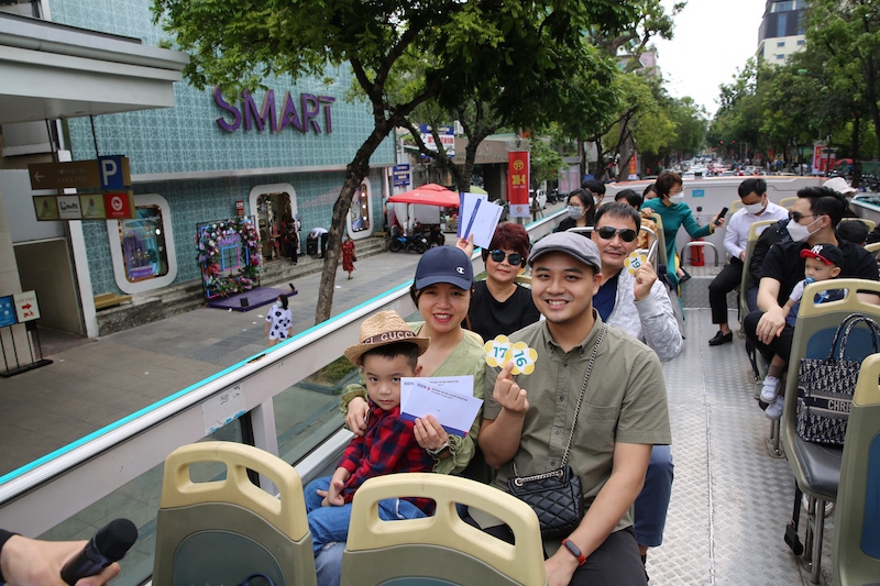 Trải nghiệm miễn phí xe bus 2 tầng xuyên Việt cùng BIDV - Ảnh 2