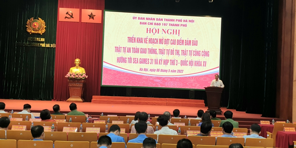 To&agrave;n cảnh hội nghị.