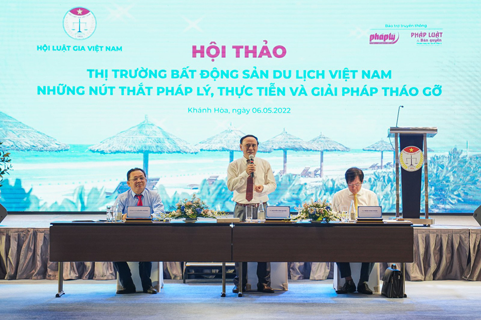 Hội Luật gia Việt Nam cho biết sẽ tổng hợp v&agrave; kiến nghị l&ecirc;n Ch&iacute;nh phủ v&agrave; c&aacute;c cơ quan, ban ng&agrave;nh Trung ương để sớm c&oacute; những giải ph&aacute;p c&acirc;p b&aacute;ch v&agrave; l&acirc;u d&agrave;i để ho&agrave;n thiện h&agrave;nh lang ph&aacute;p l&yacute; cho bất động sản du lịch. (Ảnh: Trung Vũ).