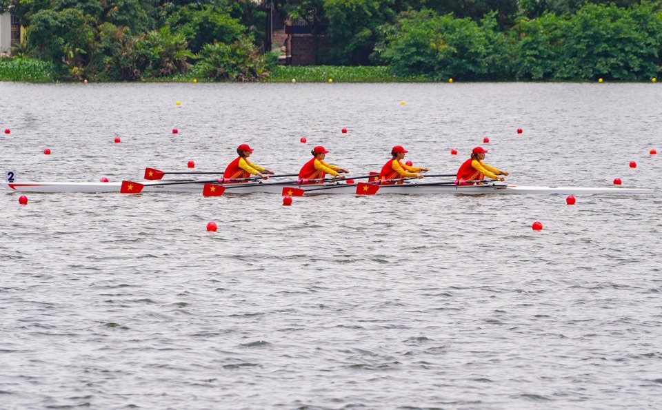 Đội tuyển Rowing Việt Nam thi đấu xuất sắc về đ&iacute;ch thứ nhất ở 6/8 nội dung thi đấu.
