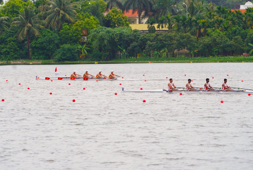 C&aacute;c vận động vi&ecirc;n trong ng&agrave;y thi đấu đầu ti&ecirc;n