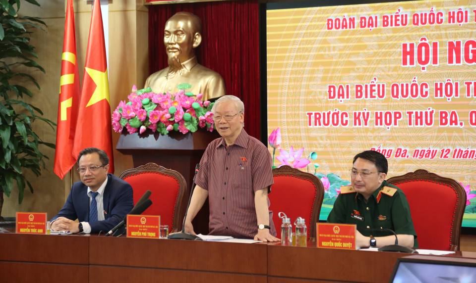 Tổng Bí thư Nguyễn Phú Trọng phát biểu với cử tri tại hội nghị. Ảnh: Thanh Hải