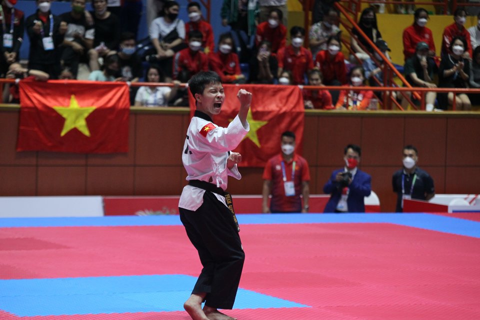 Quốc Việt từng l&agrave; nh&agrave; v&ocirc; địch World Cup Taekwondo 2019. Tham gia SEA Games 31, Quốc Việt thi đấu nội dung quyền ti&ecirc;u chuẩn c&aacute; nh&acirc;n nam.