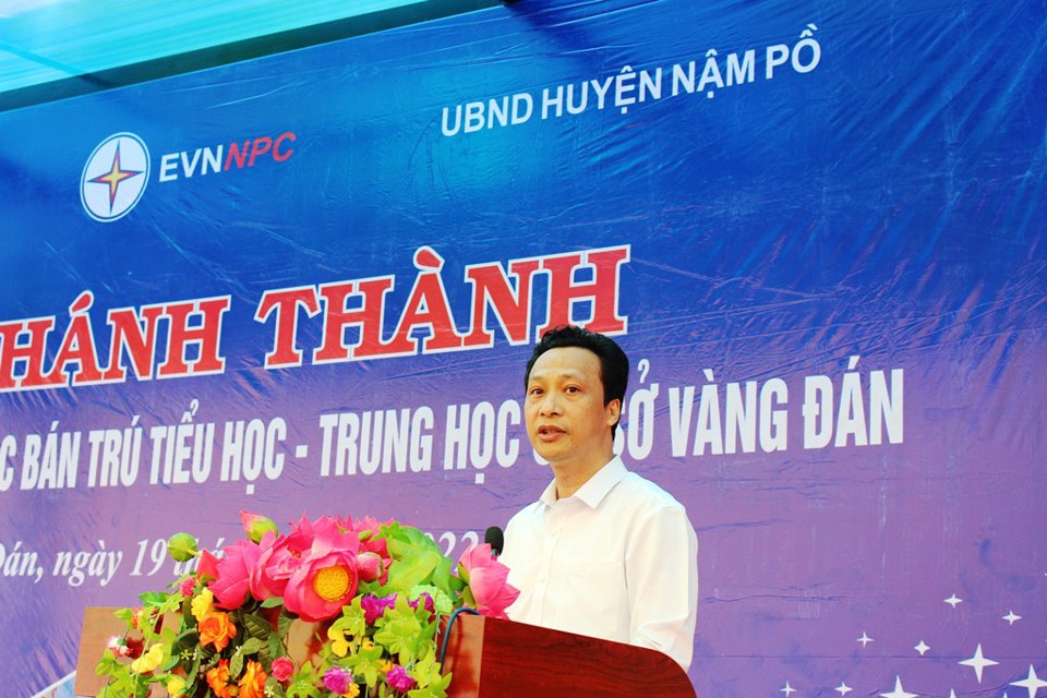 &Ocirc;ng L&ecirc; Kh&aacute;nh H&ograve;a &ndash; Tỉnh ủy vi&ecirc;n, B&iacute; thư huyện ủy, Chủ tịch HĐND huyện Nậm Pồ ph&aacute;t biểu tại buổi Lễ