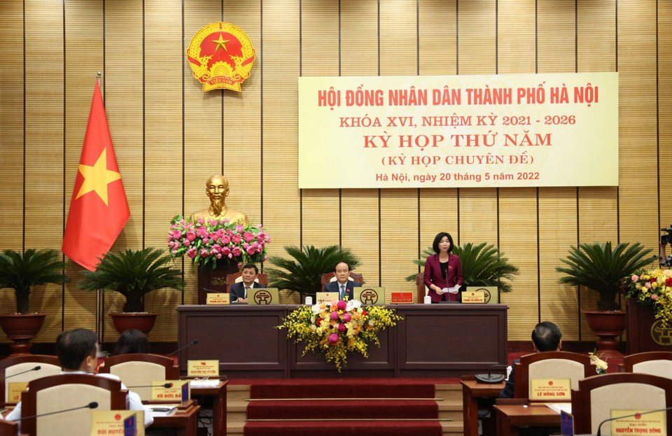 Quang cảnh Kỳ họp thứ 5, HĐNDTP H&agrave; Nội kh&oacute;a XVI.&nbsp;