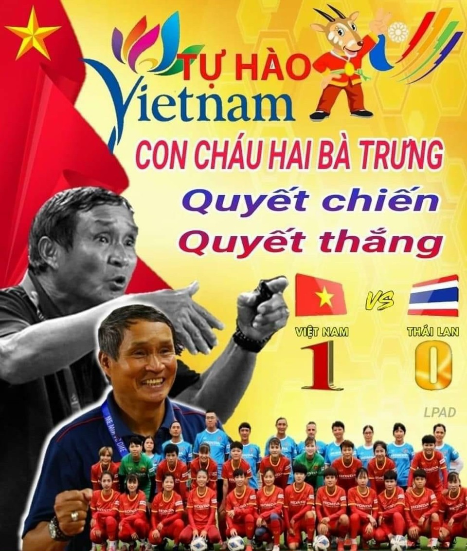HLV Mai Đức Chung đ&atilde; c&oacute; 5/7 HCV SEA Games 31 c&ugrave;ng b&oacute;ng đ&aacute; nữ Việt Nam. Ảnh TT