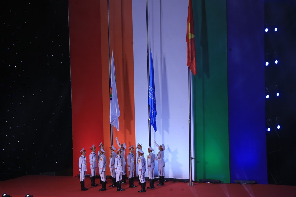 Lễ hạ cờ SEA Games 31.