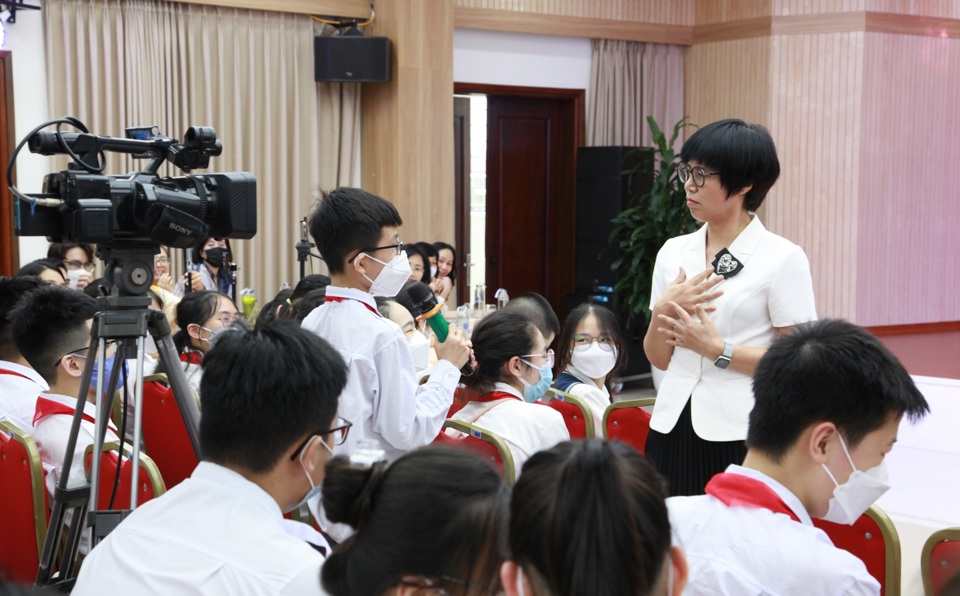 Học sinh quận Hoàn Kiếm thêm hiểu biết, tự tin với ''kết nối và sẻ chia'' - Ảnh 4