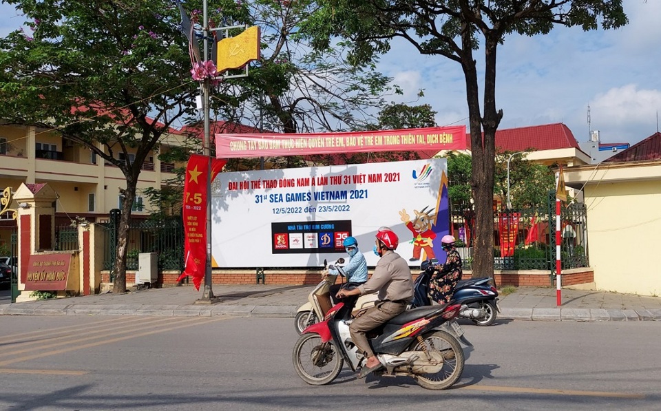 Đường phố huyện Ho&agrave;i Đức trước ng&agrave;y SEA Games&nbsp; 31 khai mạc